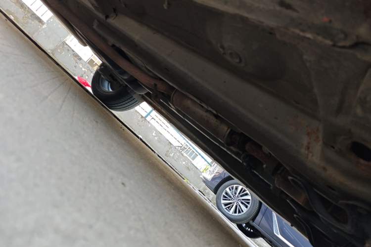 Used Zotye Domy X5 2017 Upgraded Model 1.5T CVT ZHANG GUI Version Chassis Front Right