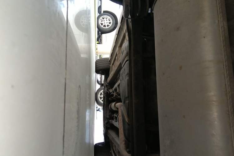 Used Zotye Domy X5 2017 Upgraded Model 1.5T CVT ZhiXian Edition Chassis Rear