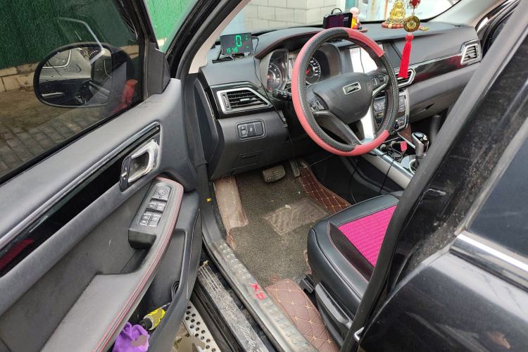 Used Zotye Domy X5 2017 Upgraded Model 1.5T CVT ZhiXian Edition Driver Seat