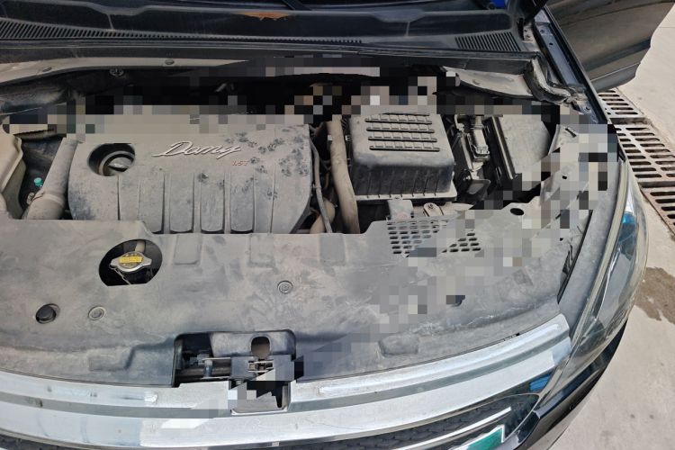 Used Zotye Domy X5 2017 Upgraded Model 1.5T CVT ZhiXian Edition Engine Bay Left