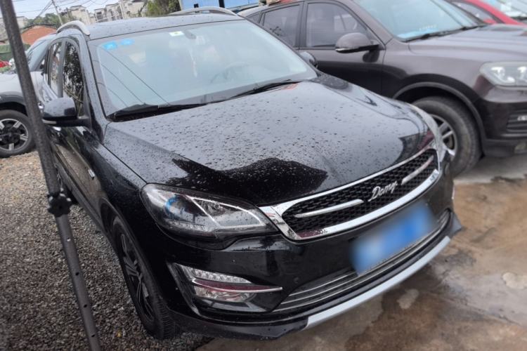 Used Zotye Domy X5 2017 Upgraded Model 1.5T CVT ZhiXian Edition Exterior 1