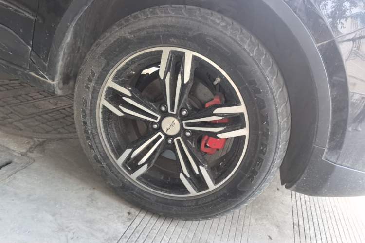 Used Zotye Domy X5 2017 Upgraded Model 1.5T CVT ZhiXian Edition Exterior 1