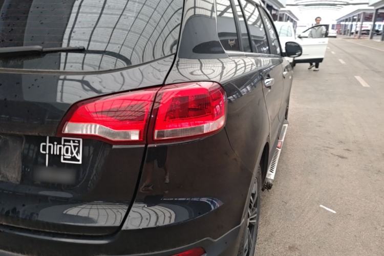 Used Zotye Domy X5 2017 Upgraded Model 1.5T CVT ZhiXian Edition Exterior 3