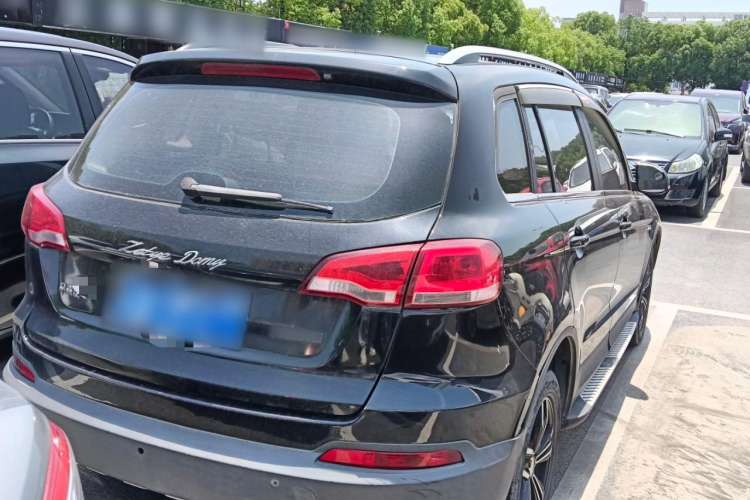 Used Zotye Domy X5 2017 Upgraded Model 1.5T Manual Luxury Version Exterior 5