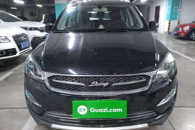 Used Zotye Domy X5 2017 Value Edition 1.6L Manual Fashion Model Front