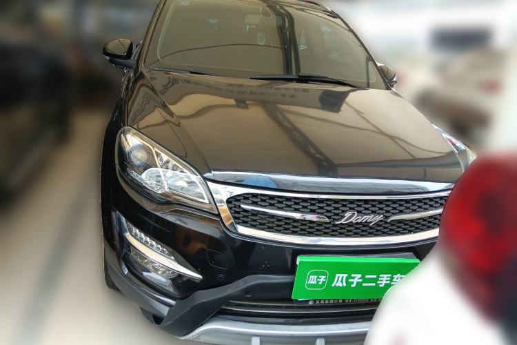 Used Zotye Domy X5 2017 Upgraded Model 1.5T CVT ZhiXian Edition Front