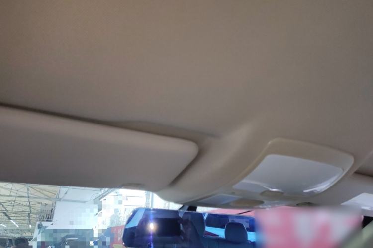 Used Zotye Domy X5 2017 Upgraded Model 1.5T Manual Luxury Version Headliner
