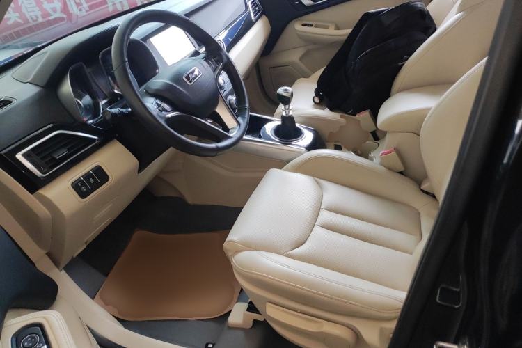 Used Zotye Domy X5 2017 Upgraded Model 1.5T Manual Luxury Version Left Front Seat