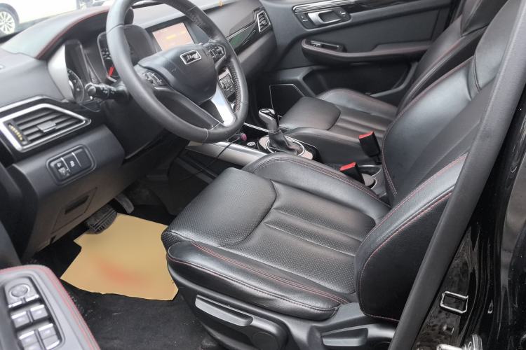 Used Zotye Domy X5 2017 Upgraded Model 1.5T CVT ZhiXian Edition Left Front Seat