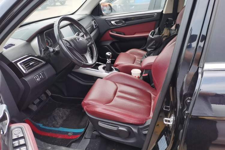 Used Zotye Domy X5 2017 Upgraded Model 1.5T Manual Luxury Edition Left Front Seat