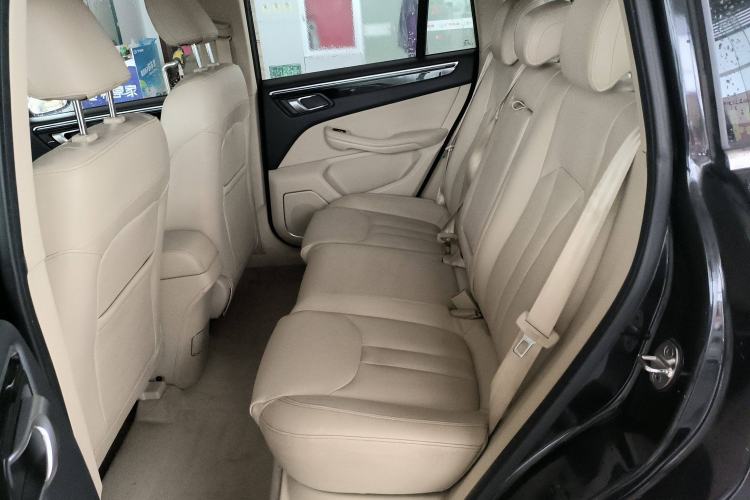 Used Zotye Domy X5 2017 Platinum Edition 1.5T Manual Luxury Model Left Rear Seat