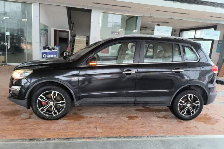 Used Zotye Domy X5 2017 Platinum Edition 1.5T Manual Luxury Model Left Side