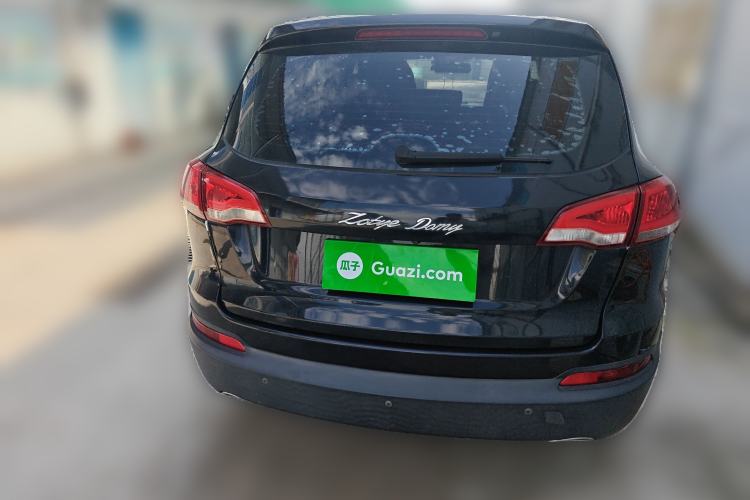 Used Zotye Domy X5 2017 Upgraded Model 1.5T CVT ZhiXian Edition Rear