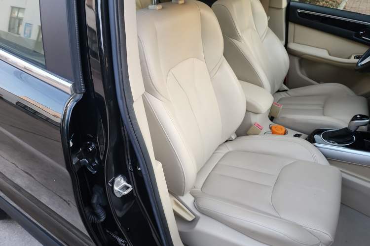 Used Zotye Domy X5 2017 Upgraded Model 1.5T CVT Landlord Edition Right Front Seat