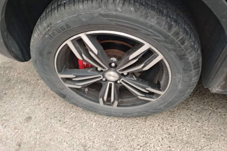 Used Zotye Domy X5 2017 Upgraded Model 1.5T CVT ZhiXian Edition Right Rear Wheel Hub