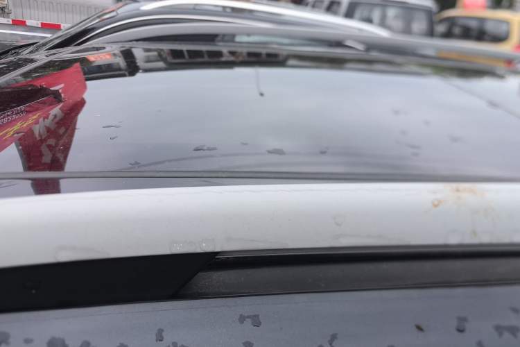 Used Zotye Domy X5 2017 Upgraded Model 1.5T CVT ZhiXian Edition Roof