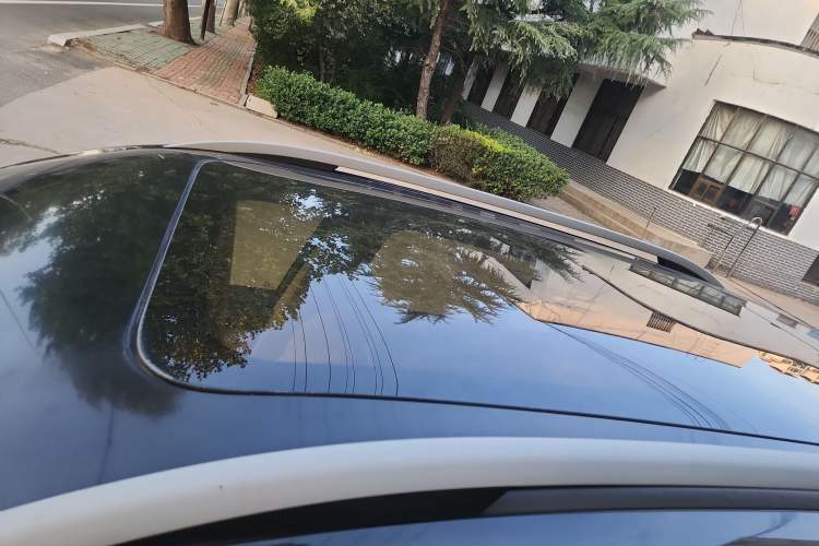 Used Zotye Domy X5 2017 Upgraded Model 1.5T CVT Landlord Edition Roof
