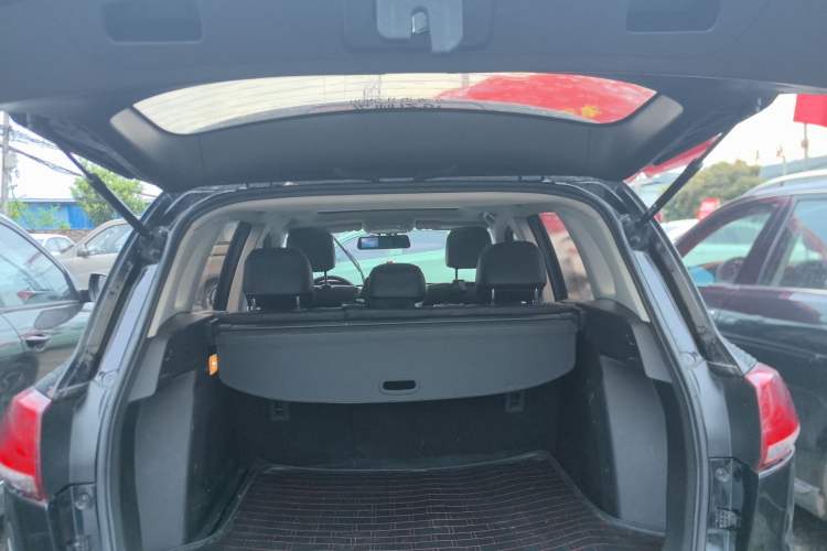 Used Zotye Domy X5 2017 Upgraded Model 1.5T CVT ZhiXian Edition Trunk