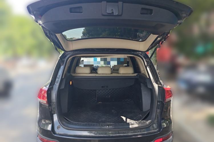 Used Zotye Domy X5 2017 Value Edition 1.6L Manual Fashion Model Trunk