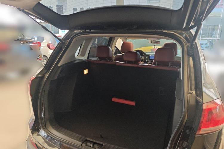 Used Zotye Domy X5 2017 Upgraded Model 1.5T CVT ZhiXian Edition Trunk