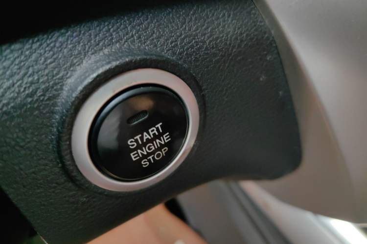 Used Zotye Domy X5 2017 Upgraded Model 1.5T Manual Supreme Edition Vehicle Key