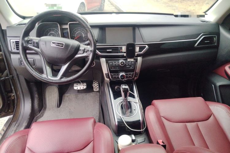 Used Zotye Domy X5 2017 Upgraded Model 1.5T CVT ZhiXian Edition Center Console