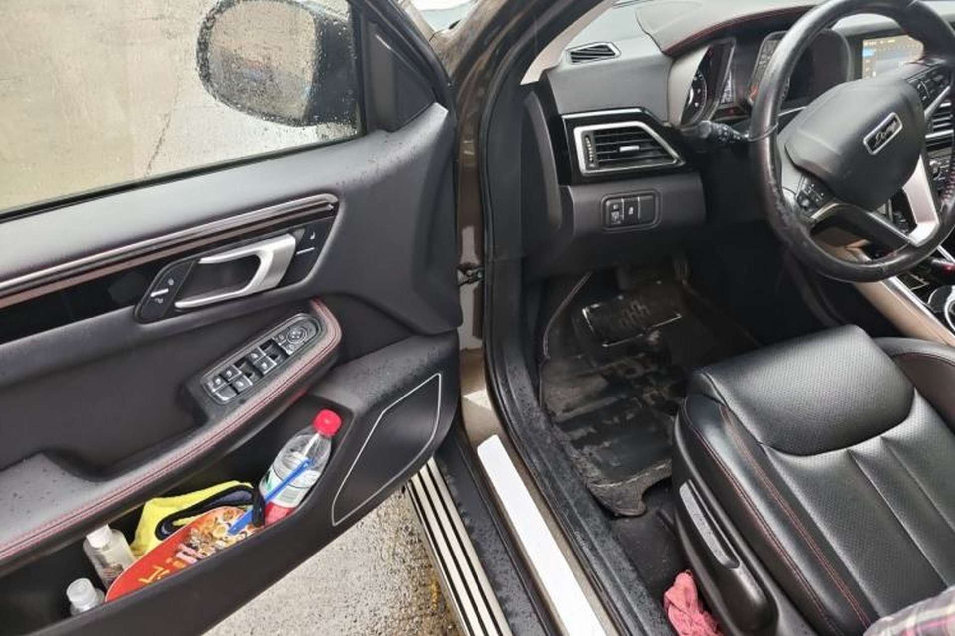 Used Zotye Domy X5 2017 Upgraded Model 1.5T CVT ZhiXian Edition Driver Seat
