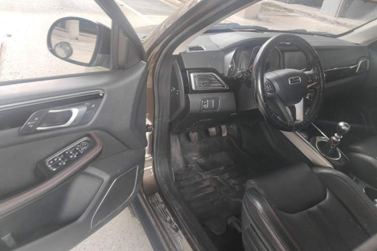 Used Zotye Domy X5 2017 Platinum Edition 1.5T Manual Luxury Model Driver Seat