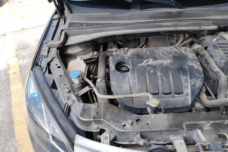 Used Zotye Domy X5 2017 Upgraded Model 1.5T CVT Landlord Edition Engine Bay Right