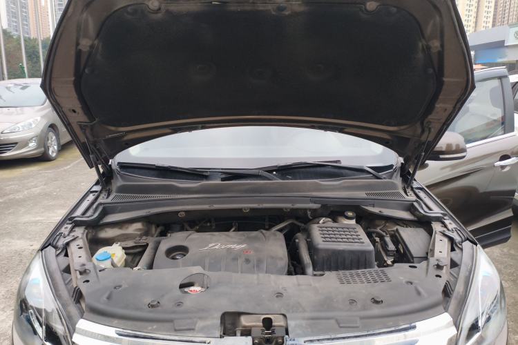 Used Zotye Domy X5 2017 Upgraded Model 1.5T CVT ZhiXian Edition Engine Bay