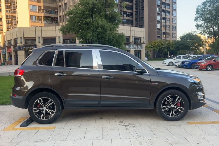 Used Zotye Domy X5 2017 Upgraded Model 1.5T CVT ZhiXian Edition Exterior 2