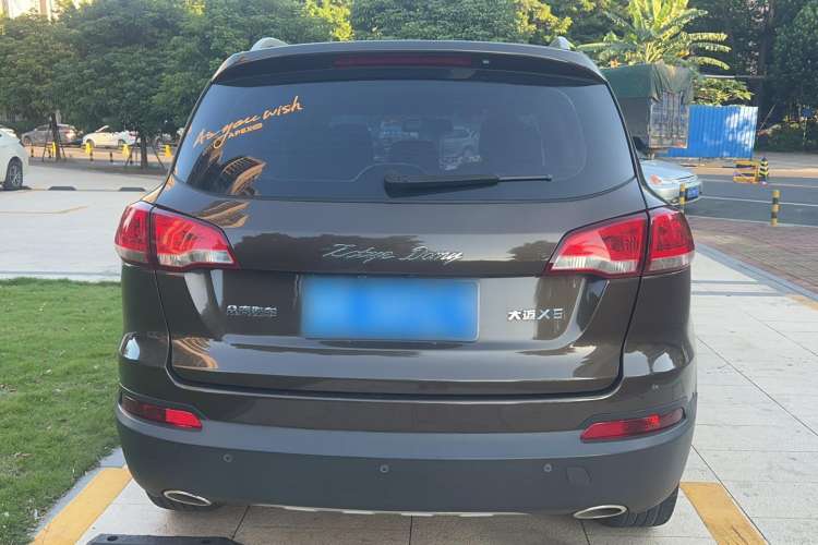 Used Zotye Domy X5 2017 Upgraded Model 1.5T CVT ZhiXian Edition Exterior 4
