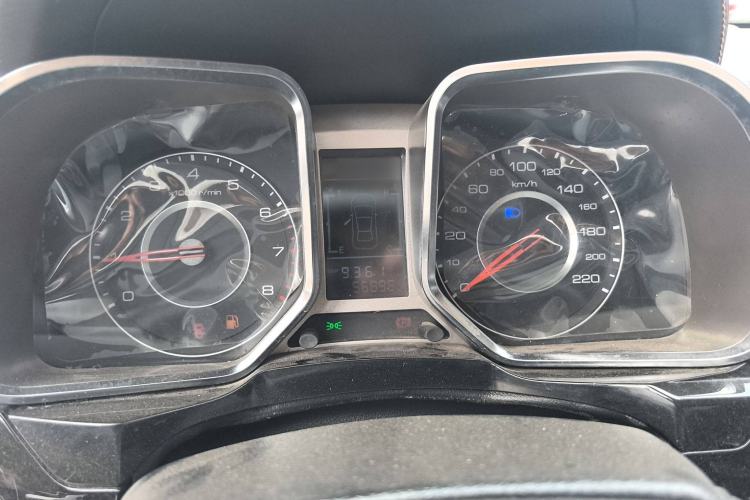Used Zotye Domy X5 2017 Upgraded Model 1.5T Manual Luxury Edition Instrument Cluster