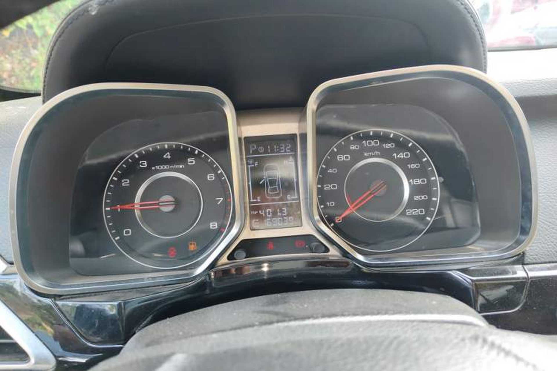 Used Zotye Domy X5 2017 Upgraded Model 1.5T CVT Landlord Edition Instrument Cluster