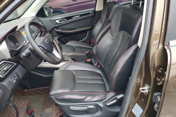 Used Zotye Domy X5 2017 Upgraded Model 1.5T CVT ZhiXian Edition Left Front Seat