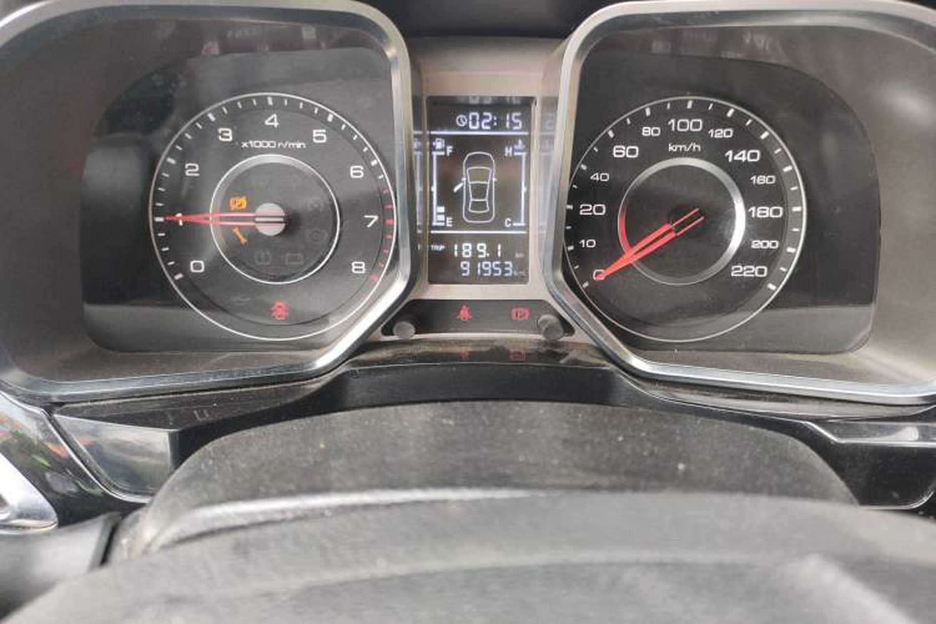 Used Zotye Domy X5 2017 Value Edition 1.6L Manual Comfort Model Odometer Close Up