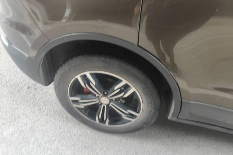 Used Zotye Domy X5 2017 Platinum Edition 1.5T Manual Luxury Model Right Rear Wheel Hub