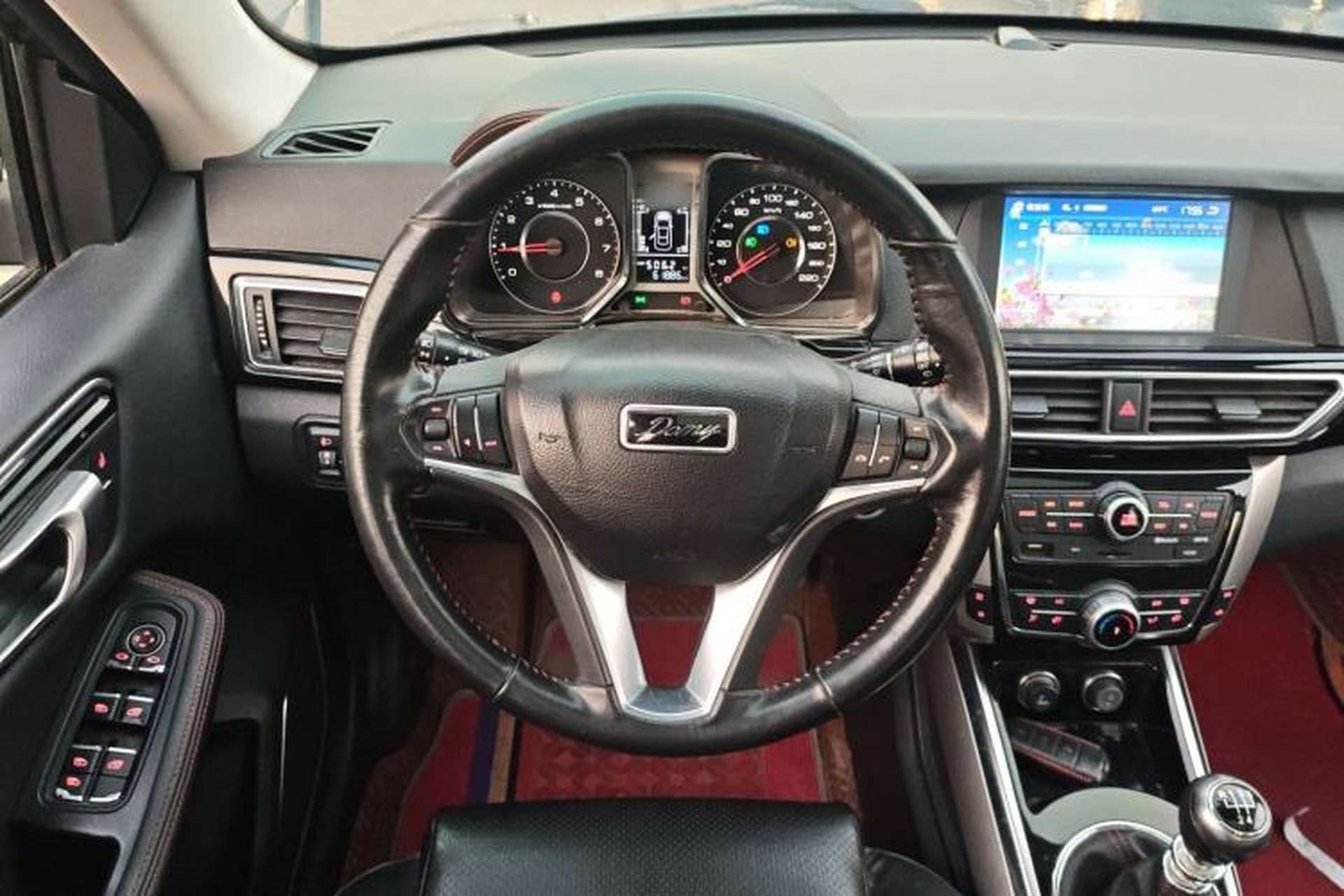 Used Zotye Domy X5 2017 Upgraded Model 1.5T Manual Luxury Edition Steering Wheel