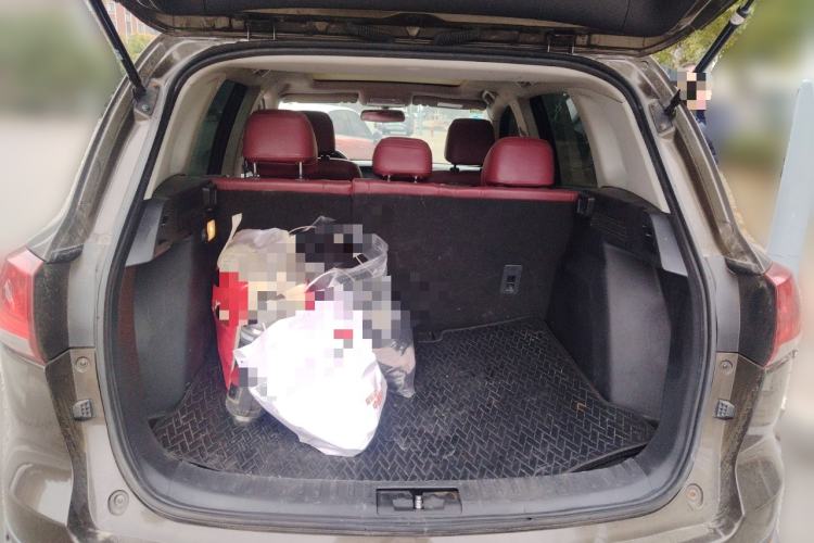 Used Zotye Domy X5 2017 Upgraded Model 1.5T CVT ZhiXian Edition Trunk