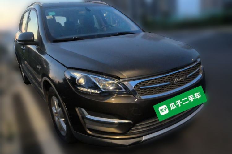 Used Zotye Domy X5 2017 Value Edition 1.6L Manual Comfort Model Front Right 45 Deg
