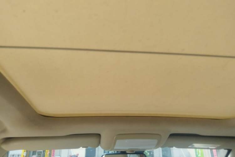 Used Zotye Domy X5 2017 Upgraded Model 1.5T CVT Landlord Edition Headliner
