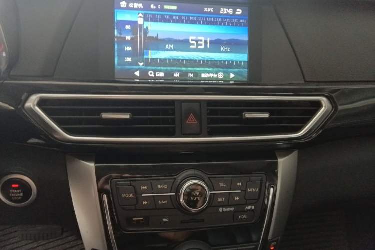 Used Zotye Domy X5 2017 Upgraded Model 1.5T CVT ZhiXian Edition Audio And AC Panel