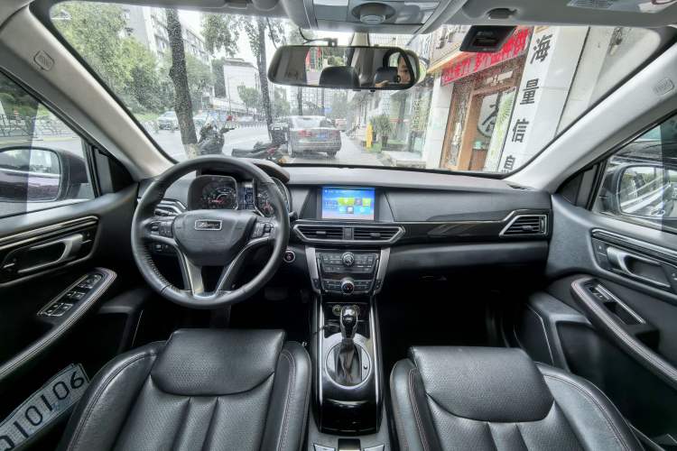 Used Zotye Domy X5 2017 Upgraded Model 1.5T CVT ZhiXian Edition Audio And AC Panel