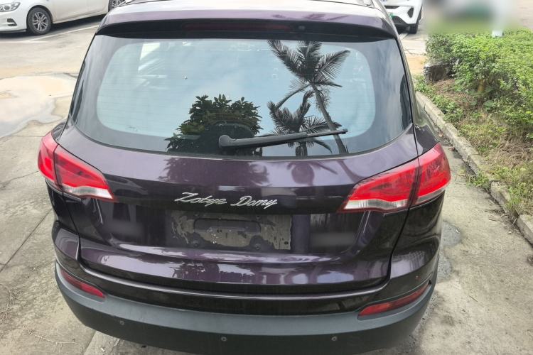 Used Zotye Domy X5 2017 Upgraded Model 1.5T CVT ZhiXian Edition Exterior 4