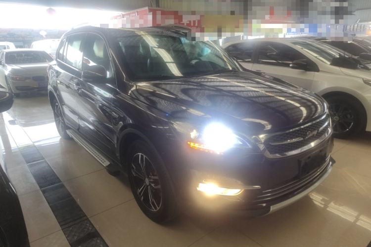 Used Zotye Domy X5 2017 Platinum Edition 1.5T Manual Luxury Model Front Right 45 Deg
