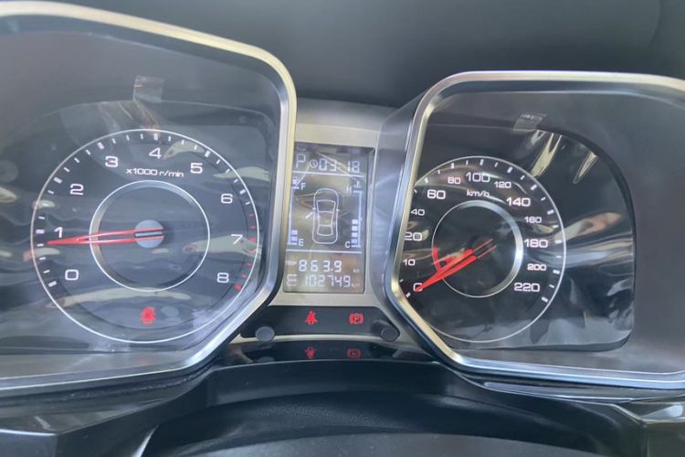 Used Zotye Domy X5 2017 Upgraded Model 1.5T CVT Landlord Edition Odometer Close Up