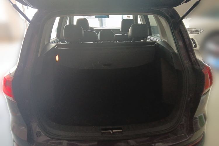 Used Zotye Domy X5 2017 Upgraded Model 1.5T CVT ZhiXian Edition Trunk