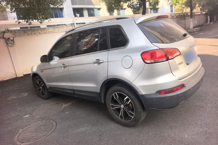 Used Zotye Domy X5 2017 Upgraded Model 1.5T CVT ZhiXian Edition Exterior 2