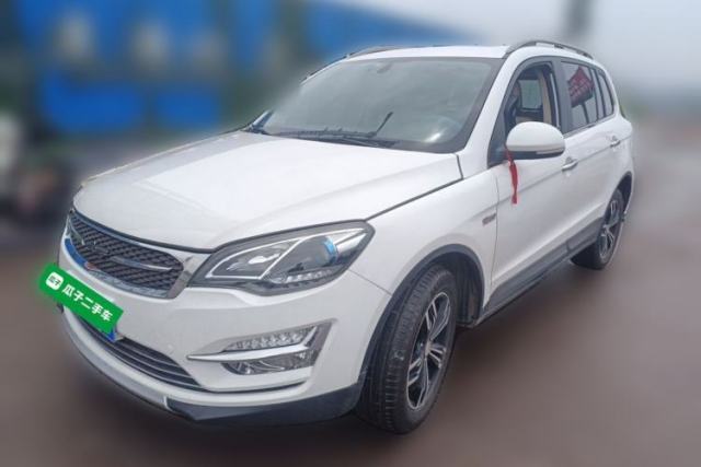 Używany Zotye Domy X5 2017 Classic Edition 1.5T CVT Prestige Model