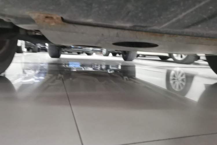 Used Zotye Domy X5 2017 Value Edition 1.6L Manual Comfort Model Chassis Rear Left